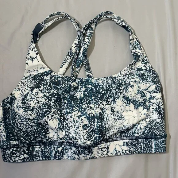 Lululemon Cross-Strap Sports Bra – Size 4 (Wildwood Multi) - Picture 3 of 7